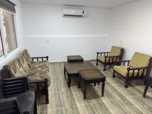 مزرعه مطله ومرتفعه ذات اطلاله خلابه  في اجمل مواقع غريسا حصب  مساحةً الارض 5.400 دونم  ذات اطلالة