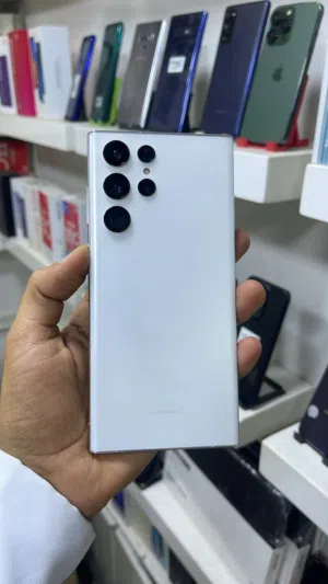 عرطه جلاكسي s22الترا 5G بسعر 104500او دولار195$    رسمي  نقطه خفيفه مضمون