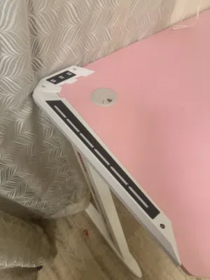 طاوله قيمنق ورديه