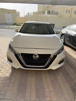 نيسان ألتيما بلاتينيوم 2019 وارد بمواصفات خليجية