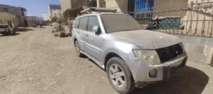 من معه مكينة متسبيشي باجيرو موديل 2008 محرك 3800 او نص مكينة يتواصل معي