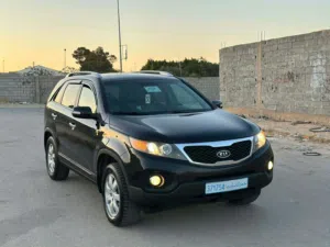 Used Kia Sorento in Tripoli