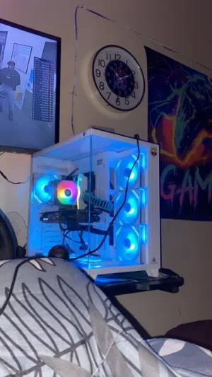 للبيع بي سي