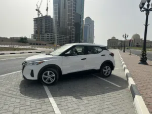 2024 NISSAN KICKS