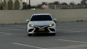 Toyota . Camry . 20191