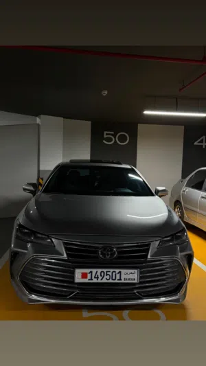 Used Toyota Avalon in Muharraq