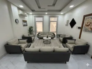طقم كنب للبيع – بحالة ممتازة  Modern sofa set – Excellent Condition