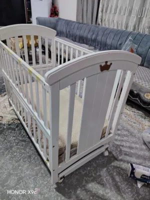 سرير طفل جديد نوع ايطالي اصلي