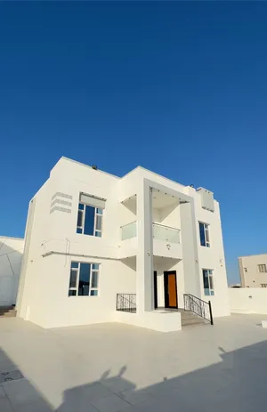 3 Bedrooms . More than 6 bathrooms . 378 m20