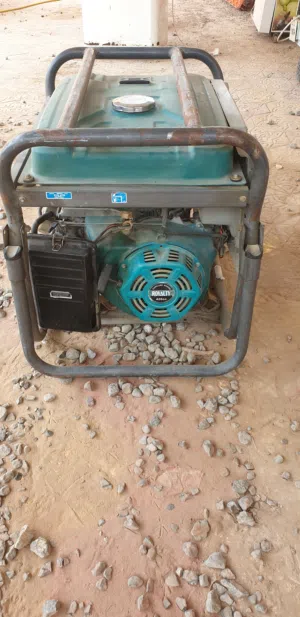 للبيع مولد كهرباء  9الف واط صافي 8 الف W