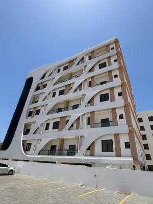 شقة للبيع العذيبة