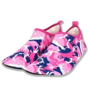 حذاء سباحة ملون