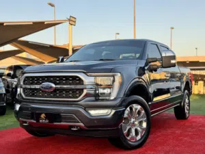 بيك أب فورد F-150 2022 Platinum بحالة الوكالة التامة وسعر عرض ممتاز.