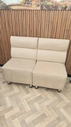كراسي للمكاتب وتصلح ايضا للمنزل