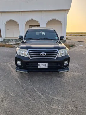 Used Toyota Land Cruiser in Um Al Quwain