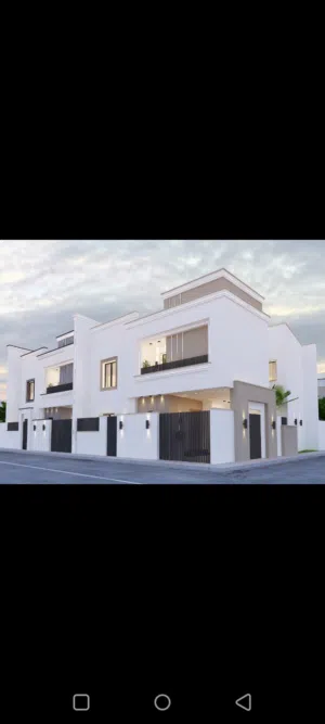 295 m2 5 Bedrooms Townhouse for Sale in Tripoli Ain Zara