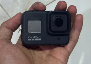 كاميرات GoPro عدد 3 8 عدد واحد و 7 عدد ثنين + كاميرة نيكون D90