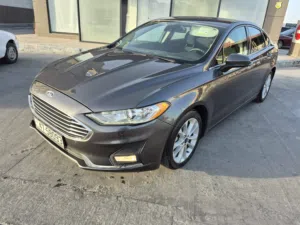 FORD  FUSION SE 2019