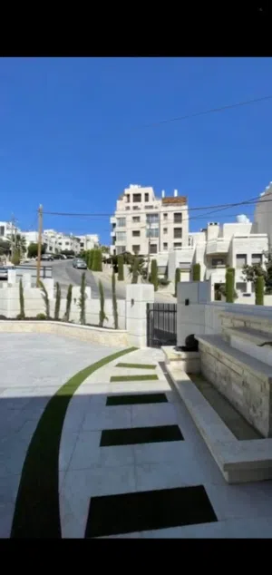 شقه دوبلكس للبيع في عبدون ref : 14285