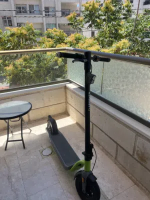 سكوتر Argento evo e scooter كهربا حالته وكالة مع ملحقات و هدايا بسعر حلو و قابل للتفاوض بالمعقول