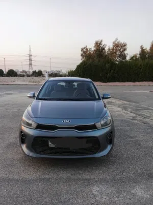 Used Kia Rio in Farwaniya