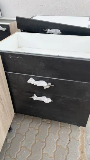 خزائن مطبخ جديدة غير مستعمله