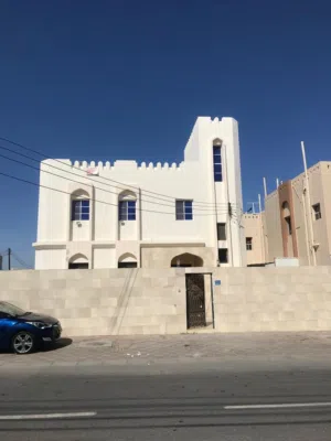 200 m2 3 Bedrooms Apartments for Rent in Muscat Amerat