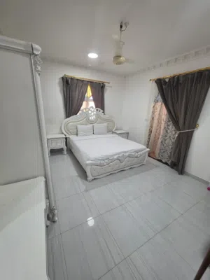 غرفه مفروشه فرش جيد مع حمام بالخوير شامل الفواتير ROOM WITH BATHROOM IN ELKHWAIR INCLUDED ALL BILLS