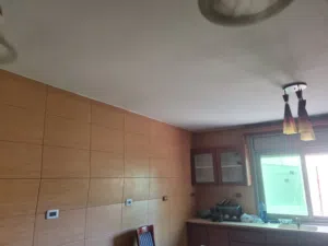 سكن شبابي مميز للإيجار في عين منجد