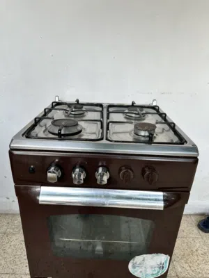 فرن مستعمل نظيف للبيع