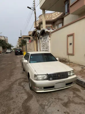 تيوتا كراون للبيع