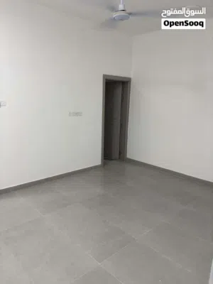 100 m2 3 Bedrooms Apartments for Rent in Al Batinah Al Khaboura
