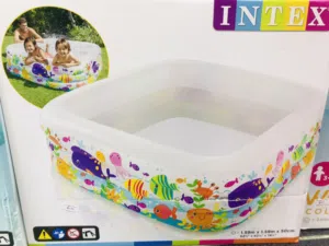 بركة سباحة مربعة مقاس 1.59*1.59*50 cm ماركة intex من island toys بسعر الكلفة