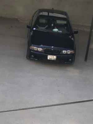 BMW E39  2000 للبيع