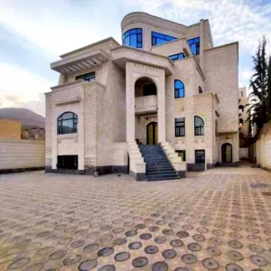 440 m2 More than 6 bedrooms Villa for Sale in Sana'a Haddah