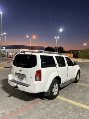 للبيع نيسان باثفايندر 2006