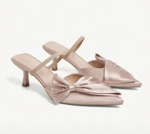 كعب رفيع وفينوكة زخرفية بلون وردي مغبر/ كشخة في اللبس،،أنيق وعصري