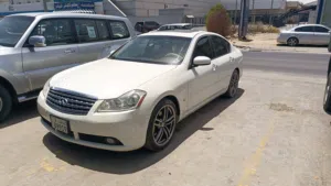 نيسان ( انفينيتي m45 )