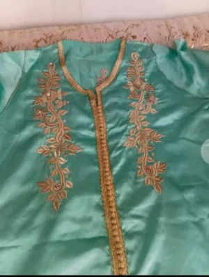 en somple taille L 80 dh o 9eftan 60 dh
