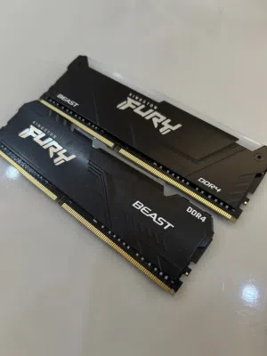 KINGSTON FURY DDR4 32gb (16x2) Kit 3600Mhz مستعملة استعمال نظيف