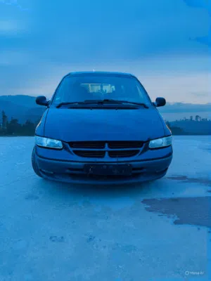 Used Chrysler Voyager in Gharyan