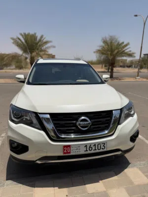 Used Nissan Pathfinder in Al Ain
