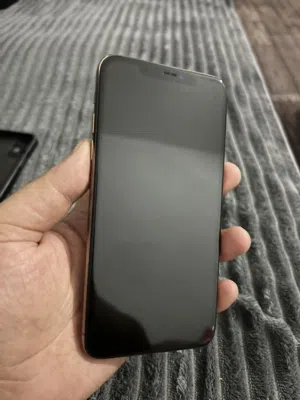 11 pro max 256 gb used الجهاز مستبدل شاشة وفاصل بصمة وجه الجهاز نموذج  M معو فقط كفر