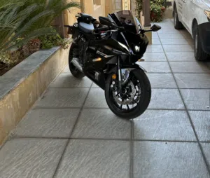 ياماها R7 2024 للبيع شبه جديد وارد وكفالة وكالة المركزية