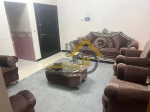 شقة مميزة سكنية مؤثثة للايجار مجمع الامل السكني زون 1