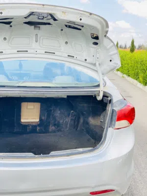 Used Hyundai Elantra in Tripoli
