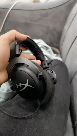 سماعة HyperX أصلية للبيع