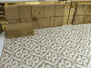 جلسة شبه جديدة مع الكروم
