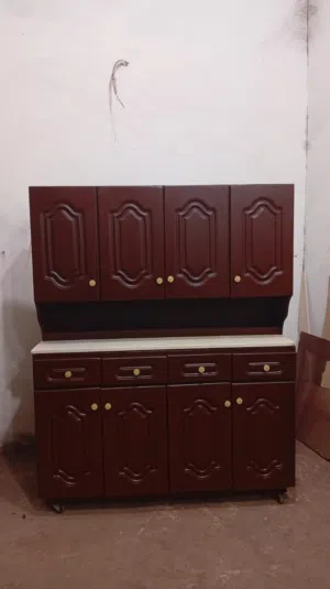 مطبخ خشب كونتر بحاله ممتازه