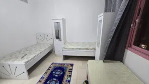 متاح غرف شباب ومجلس شارع حمدان